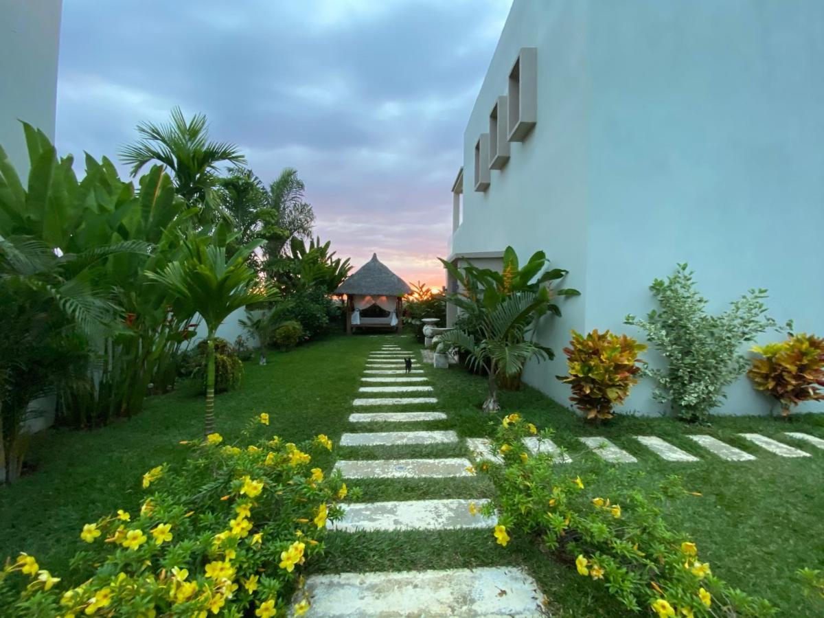 Villa Kintana Naka Hell-Ville Ngoại thất bức ảnh