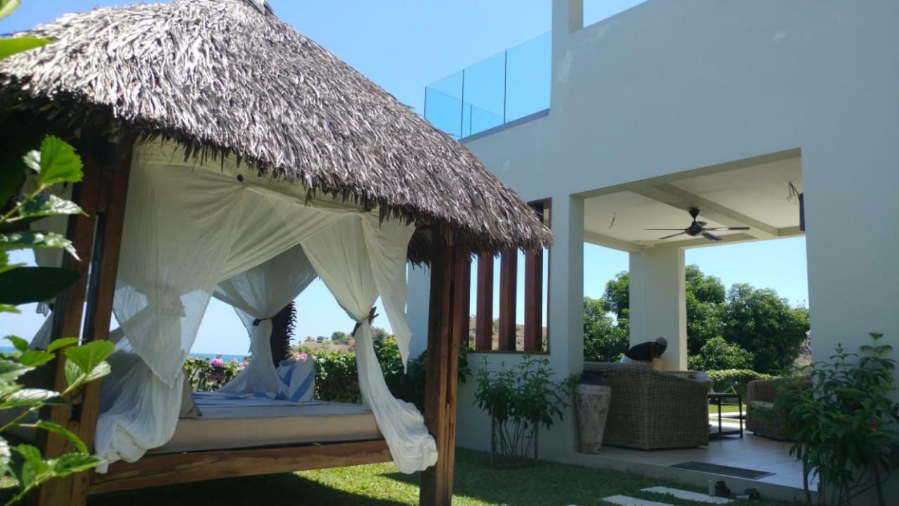 Villa Kintana Naka Hell-Ville Ngoại thất bức ảnh